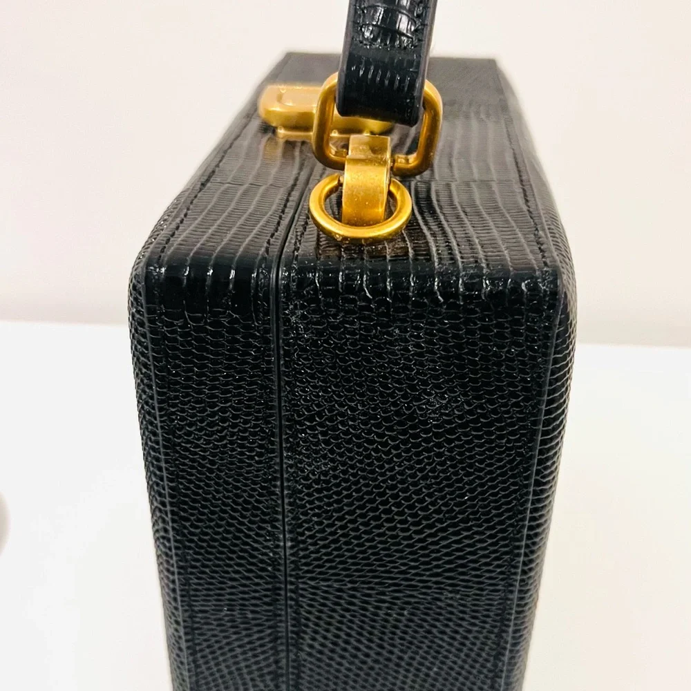 Brandon Blackwood Kendrick Trunk bag in Black lizard-embossed leather. - Picture 5 of 9